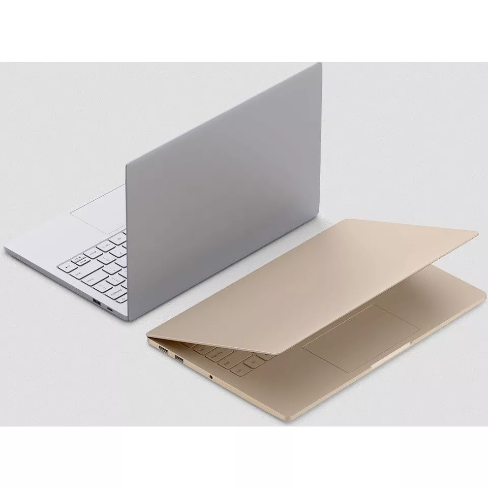 Xiaomi Mi Book Air 13.3 (i7 8, 256GB, MX150 Silver)
