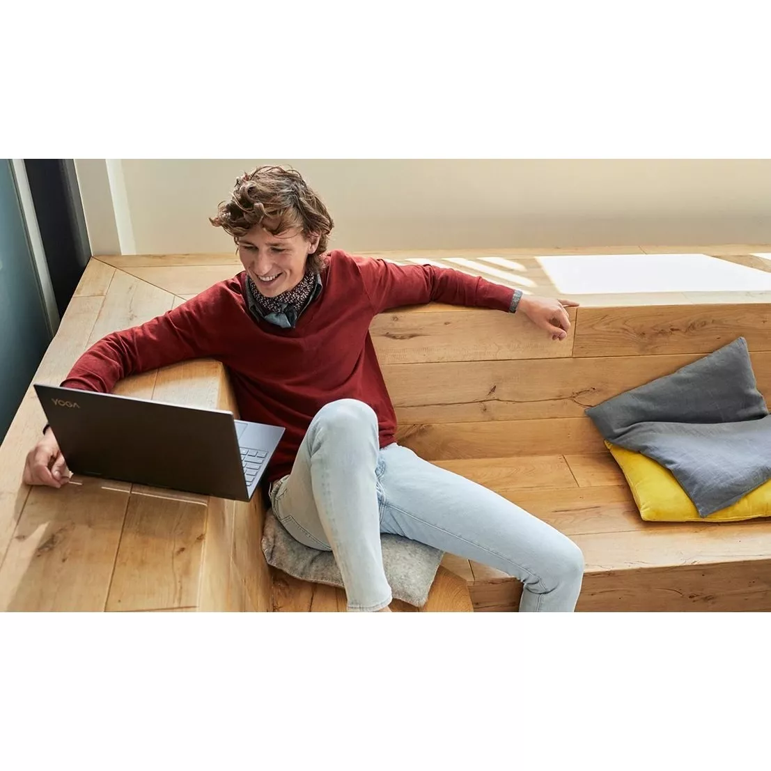 Lenovo Yoga C740 15 (C740-15IML 81TD004DRU)