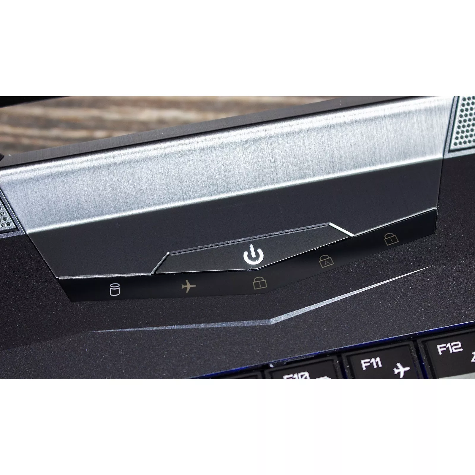 Dream Machines RX2080-17 (RX2080-17UA21)