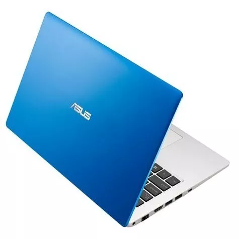 Asus X201E-KX024D