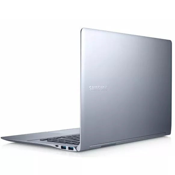 Samsung NP-900X4D-A02