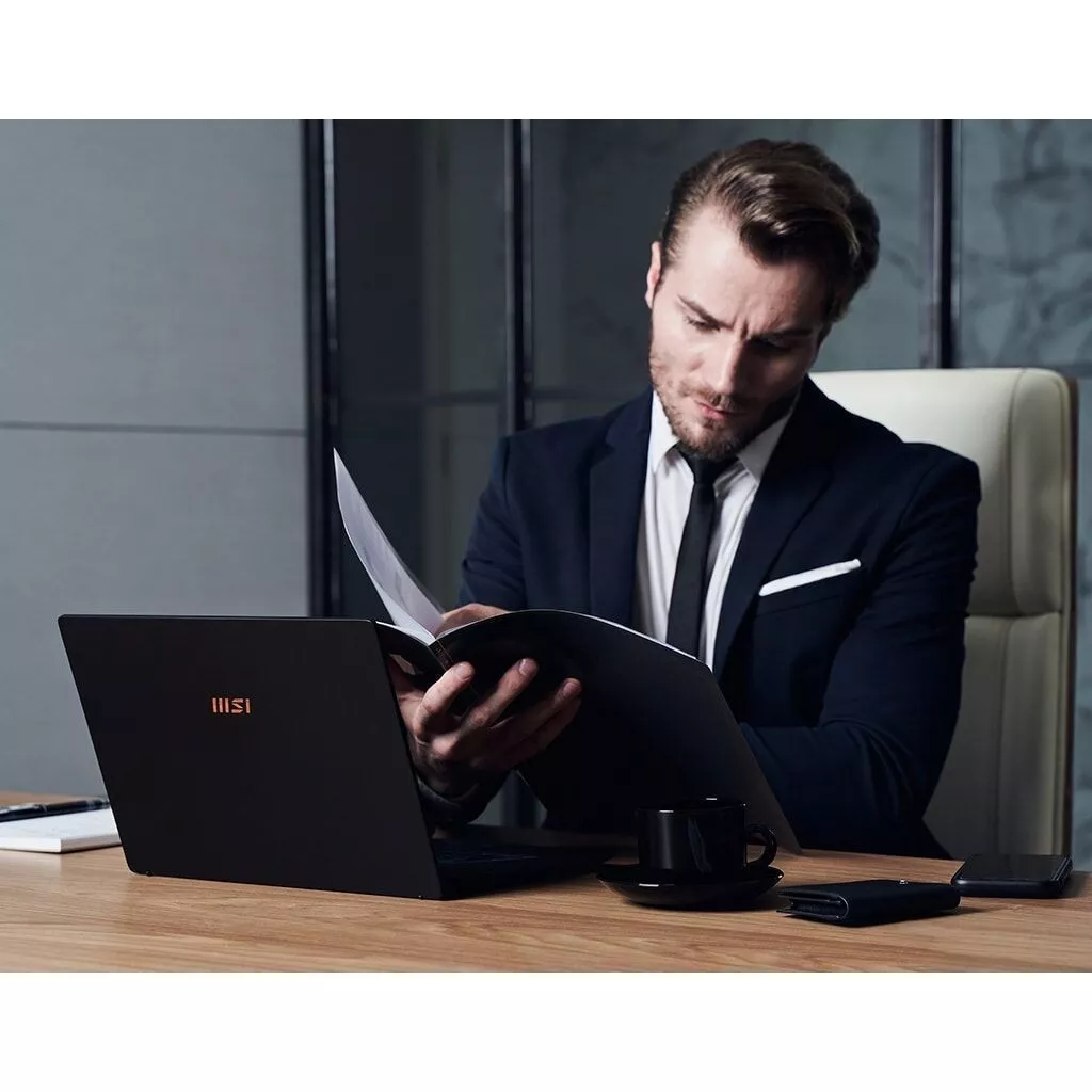 MSI Summit B15 A11MT (A11MT-264XRU)