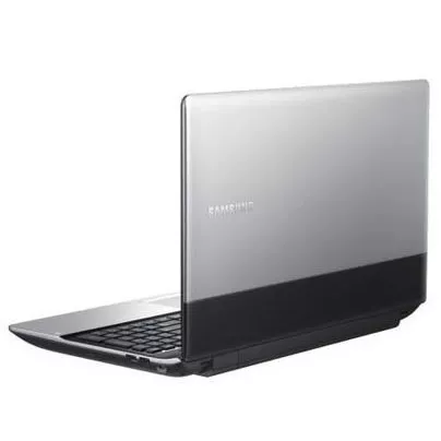 Samsung NP-300E5Z-A01