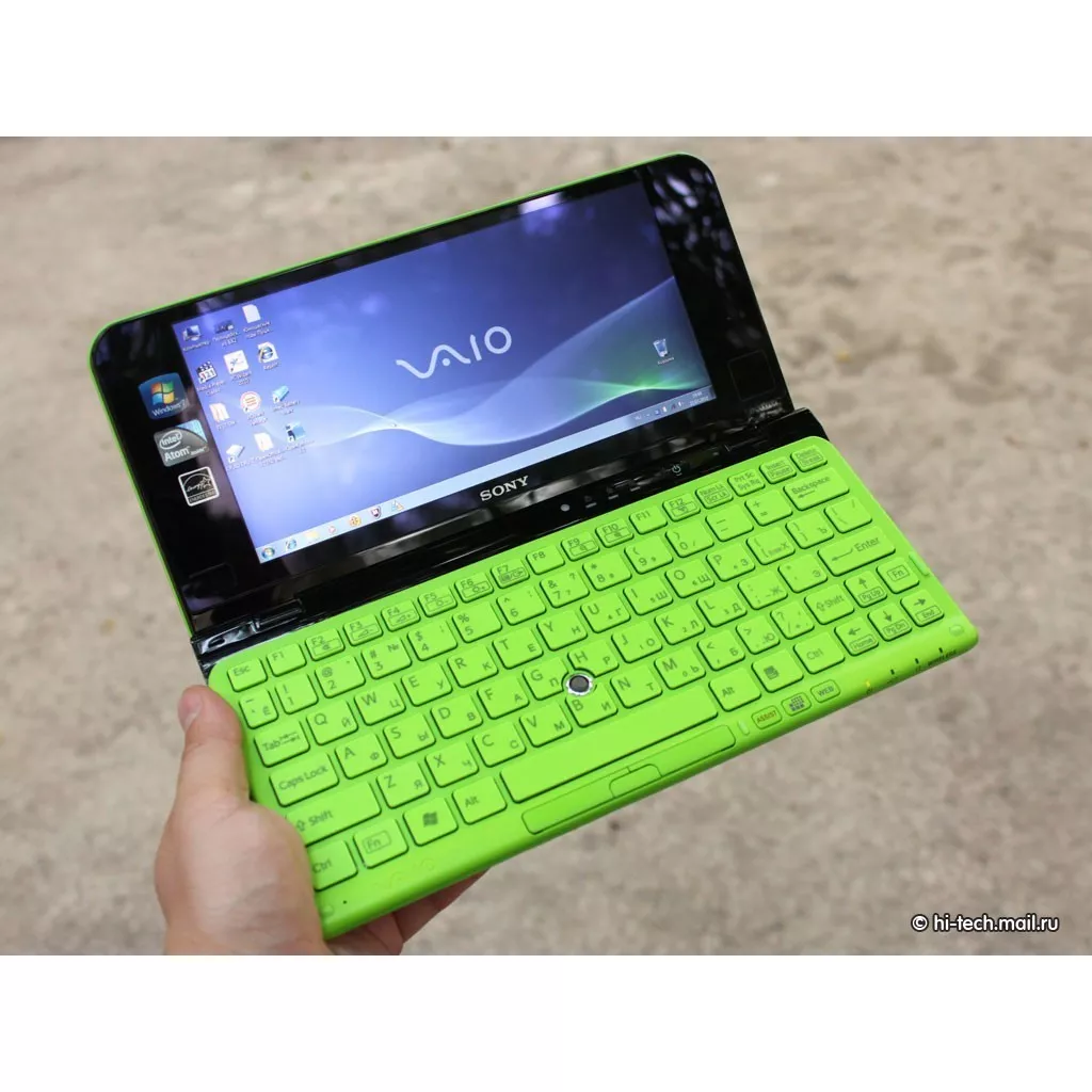 Sony VPC-P11S1R, B