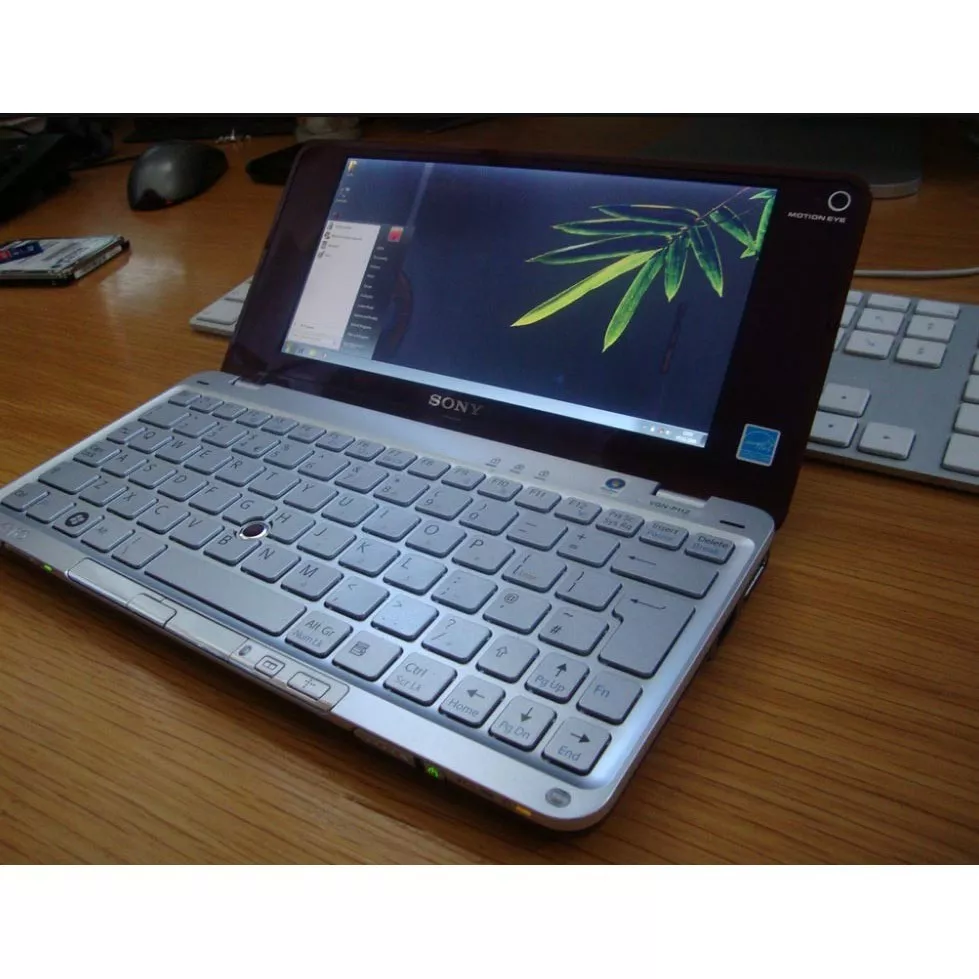 Sony VPC-P11S1R, B
