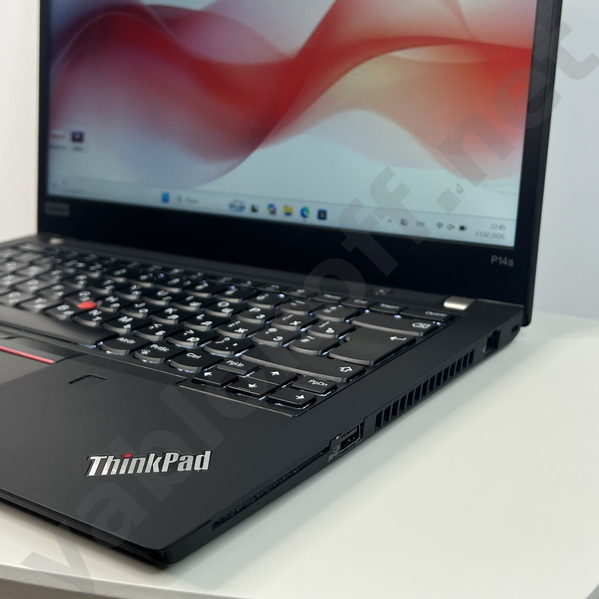 Ноутбук Lenovo ThinkPad P14S Gen 2 i7-1165G7 — фото 4