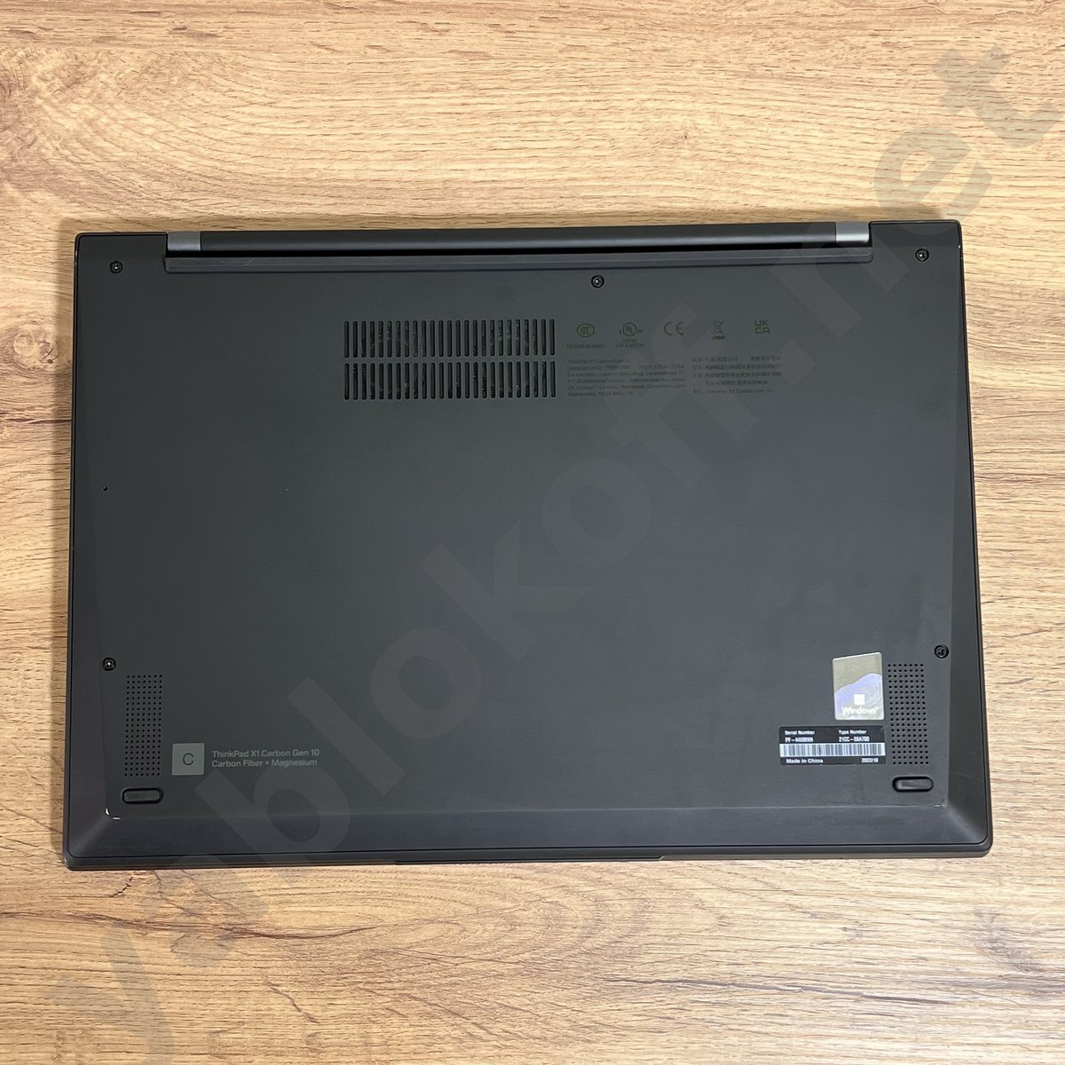 Ноутбук Lenovo ThinkPad X1 Carbon Gen 10 i7-1270P — фото 9